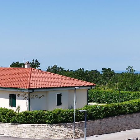 Tonis Apartment Буйе Екстериор снимка